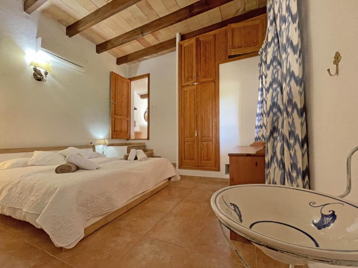 Finca Caseta Des Pradi Biel Льосета Экстерьер фото